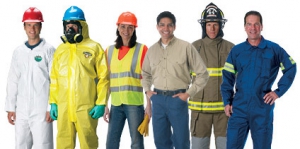 اهمیت استفاده از لباس ایمنی در محیط کار